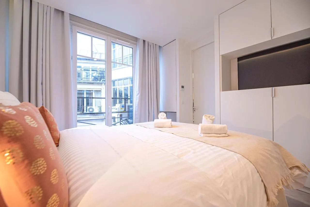 Luxury Home In The Center Of Paris - Opera/Louvre アパートホテル