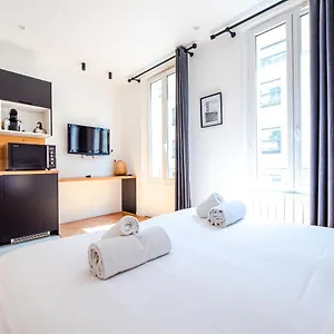2* Aparthotel Elysees