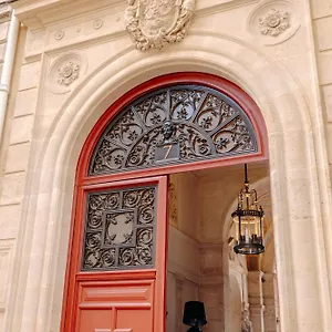 Appart hôtel De Pourtales, Paris